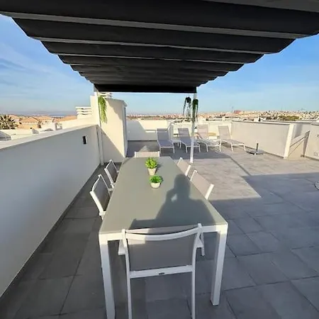 Penthouse Horizon